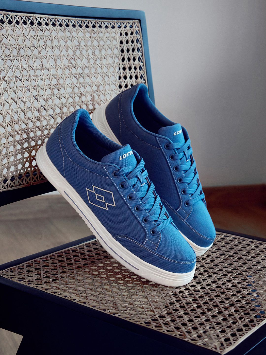 Lotto Men Strada Vele Blue Sneakers