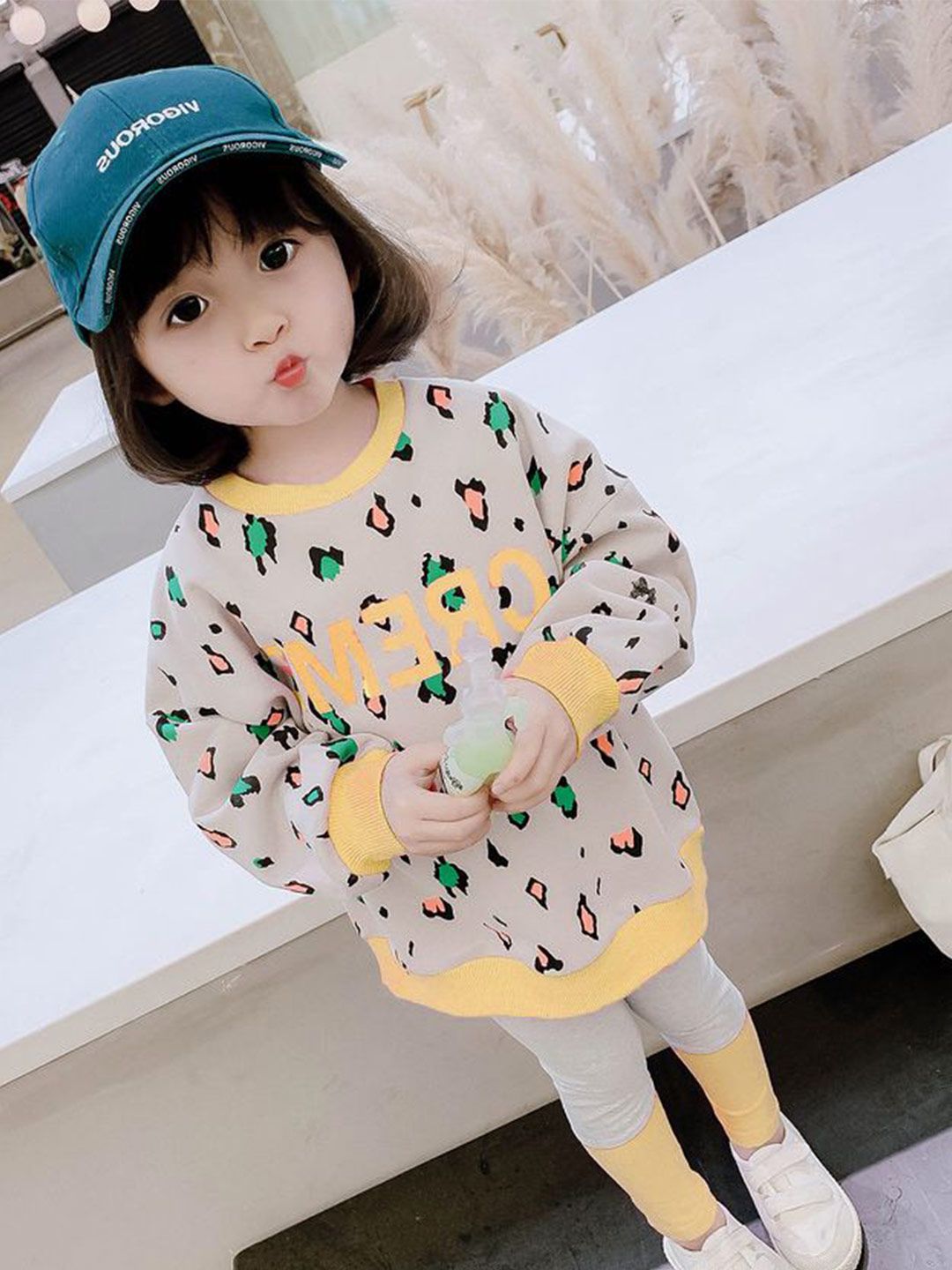 StyleCast x Revolte Girls Printed T-shirt with Leggings Clothing Set