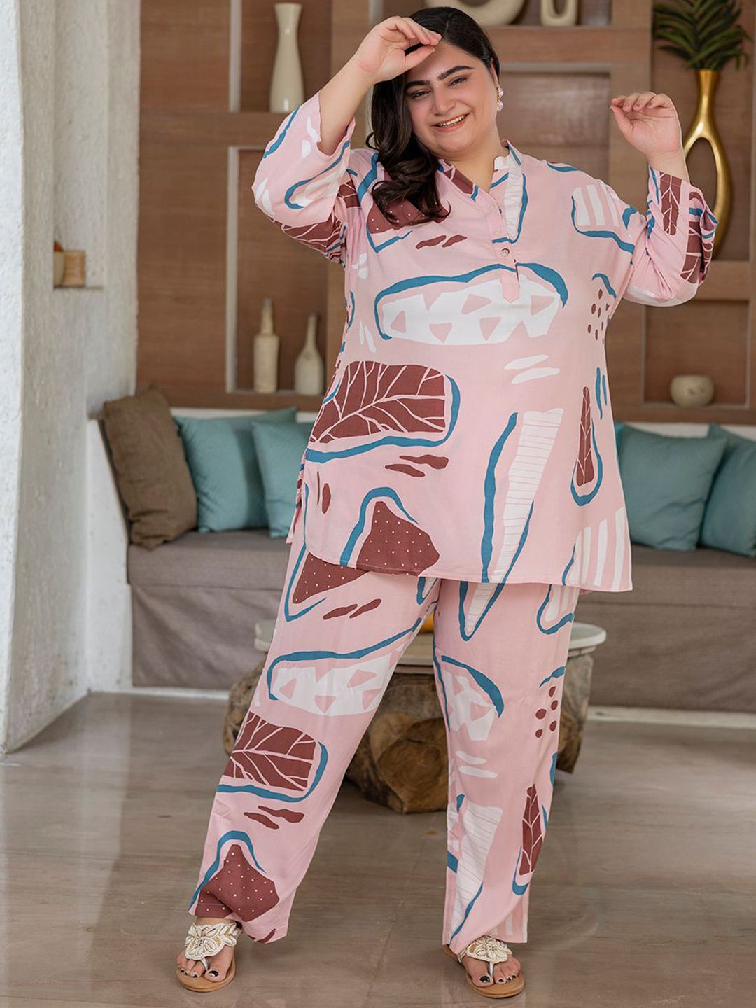 TITTLI Plus Size Printed Mandarin Collar Neck Tunic With Trousers