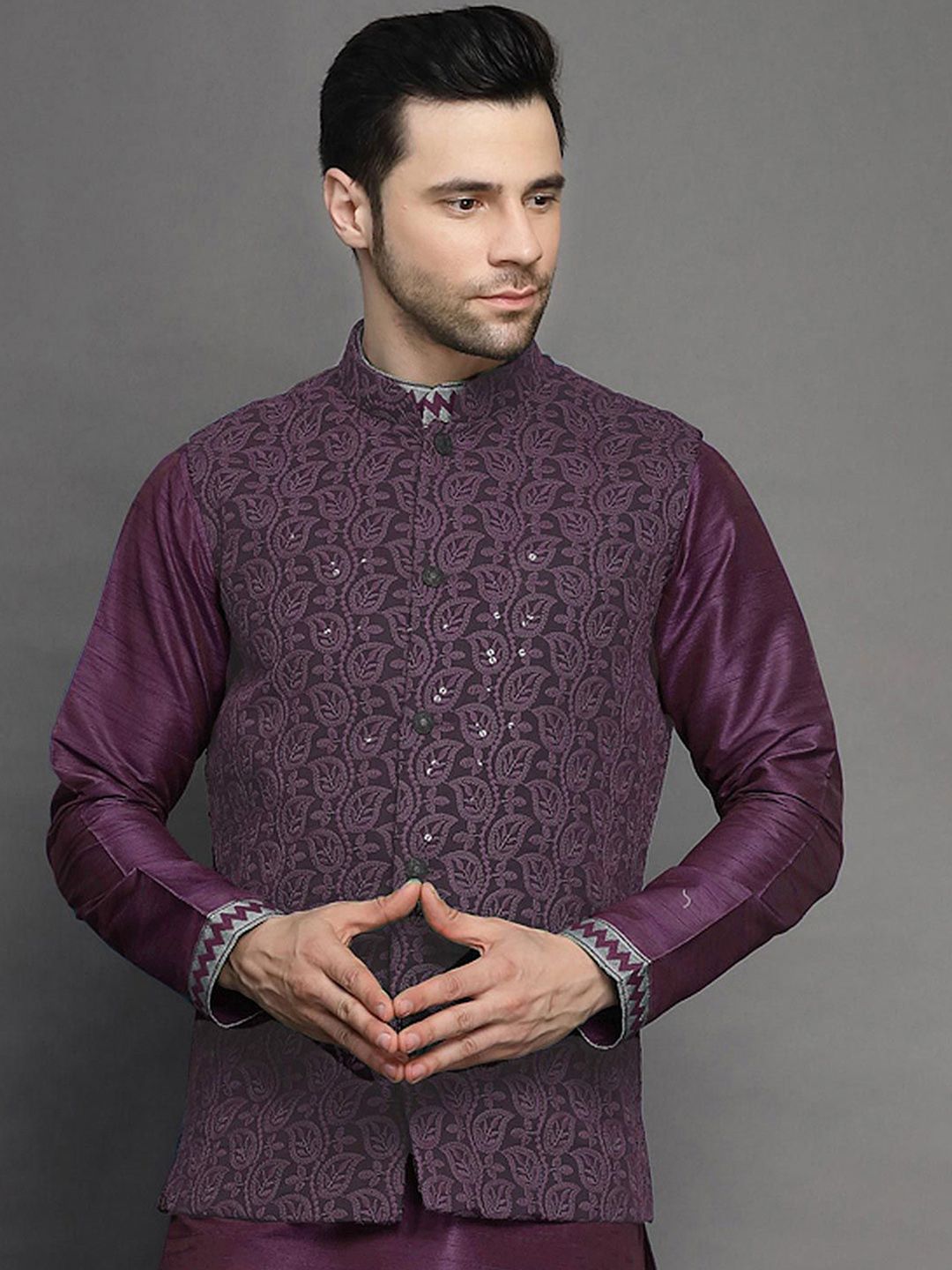 Utsav Fashion Men Embroidered Mandarin Collar Nehru Jacket