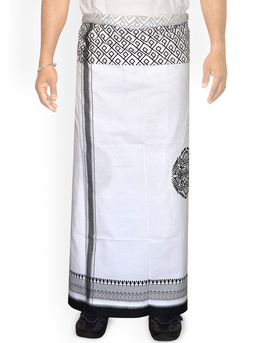 TUNI MANI Men Pure Cotton Dhoti with Elegant Decorative Border