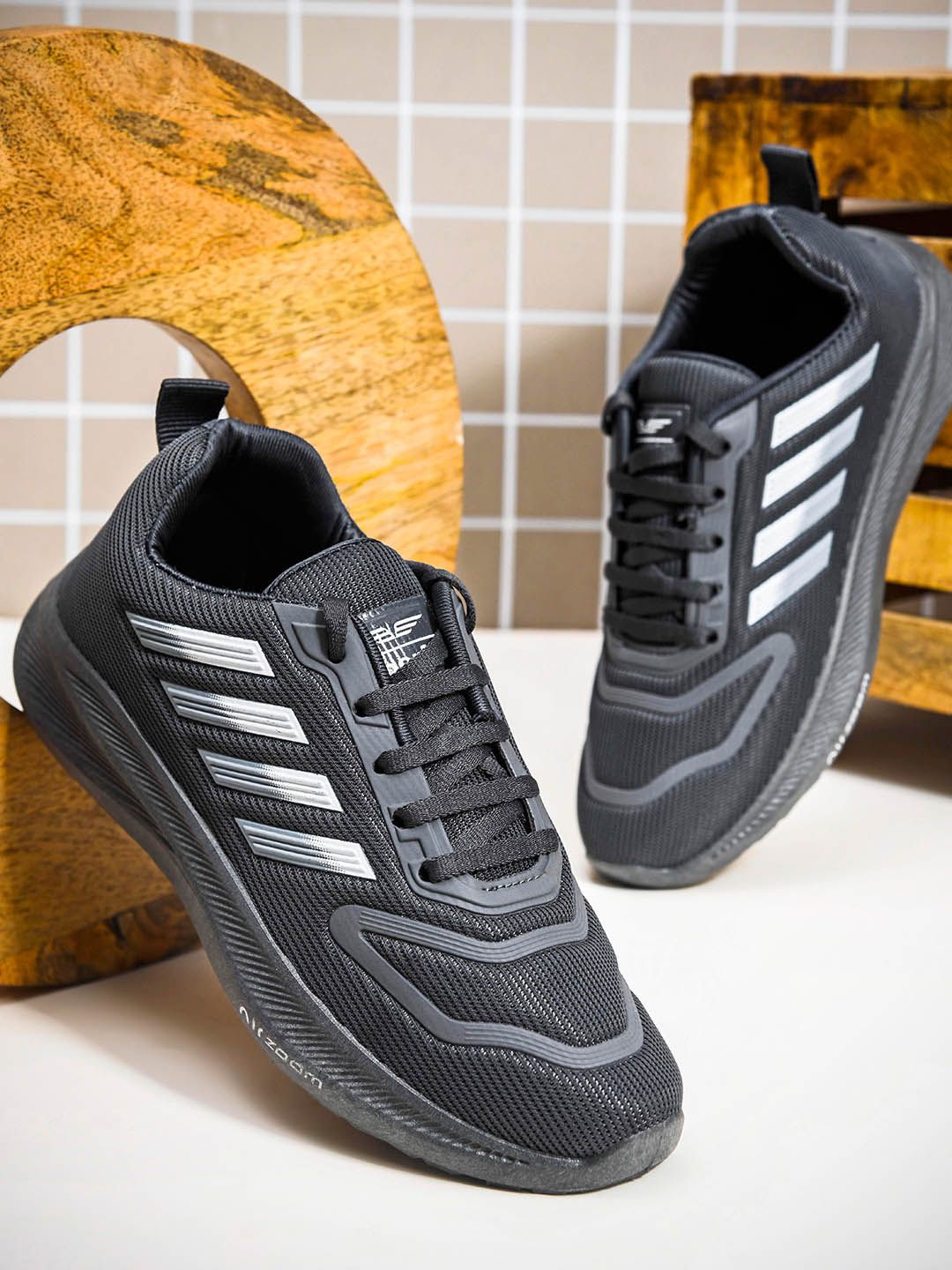 SHOELAMB Men Grey Sports Shoes