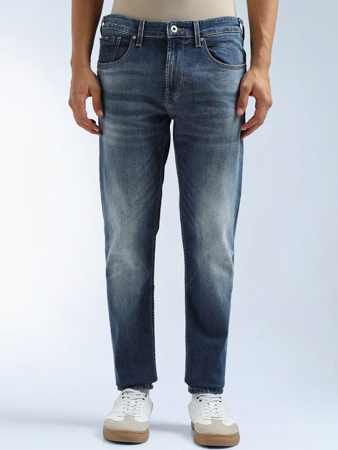 Flying Machine Men Tapered Fit Mid-Rise Light Fade Cotton Stretchable Jeans