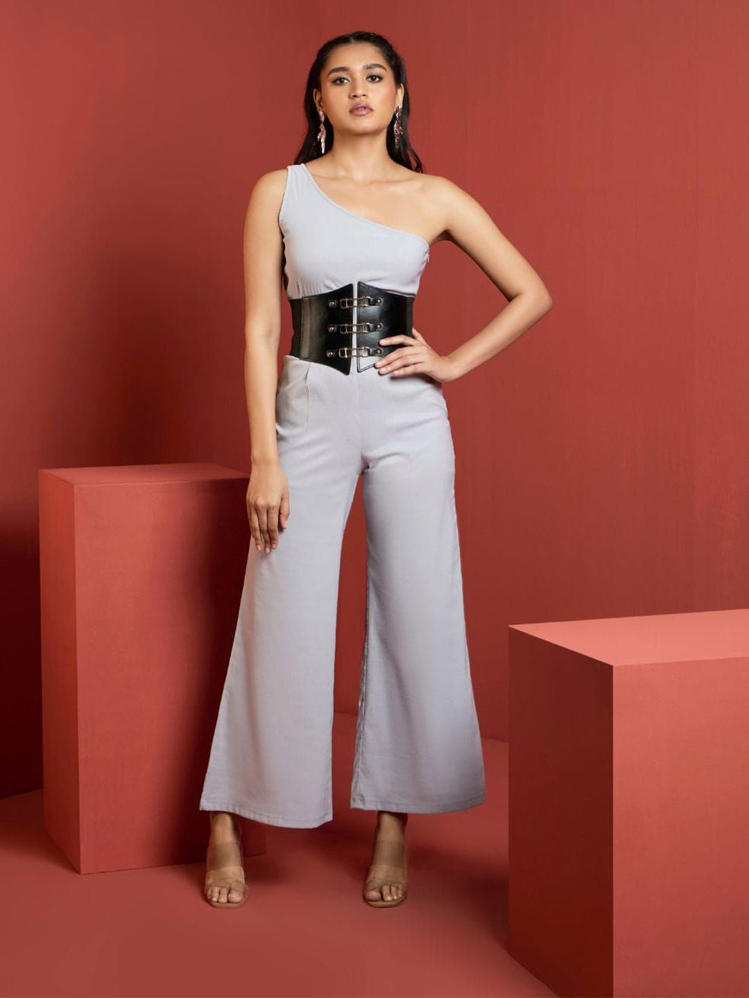 QONA Mynx Women Solid One Shoulder Jumpsuit