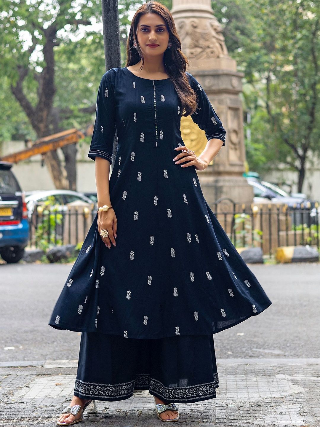Buy MITTOO Ethnic Motifs Printed Boat Neck A-Line Kurta with