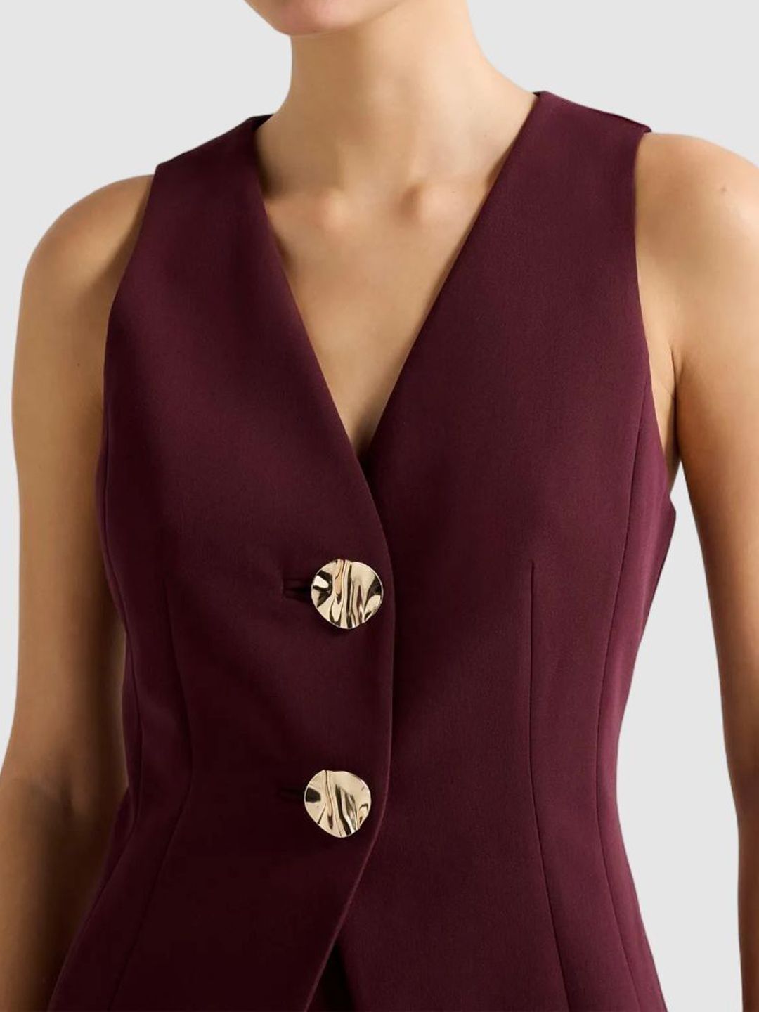 V-Neck Tailored-Fit Waistcoat