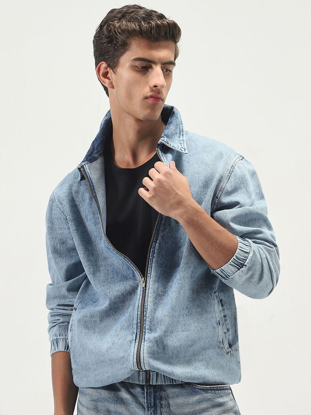 Urbano Fashion Urbano Fashion Men Spread Collar Washed Solid Denim Jacket