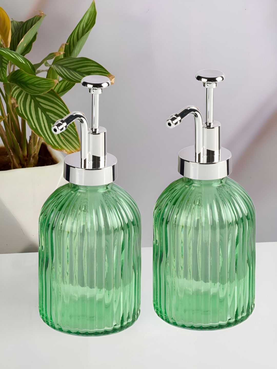 Kookee Green 2 Pieces Abstract Glass Soap Dispenser