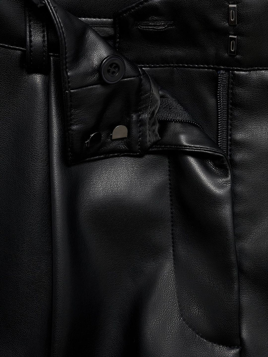 Faux Leather Pleated Shorts