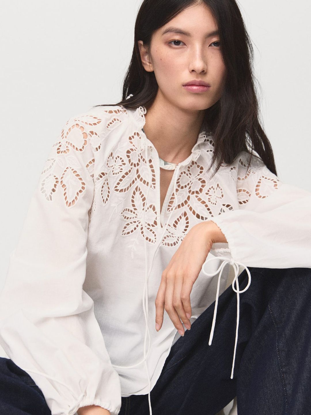 Floral Schiffli Puff Sleeve Top