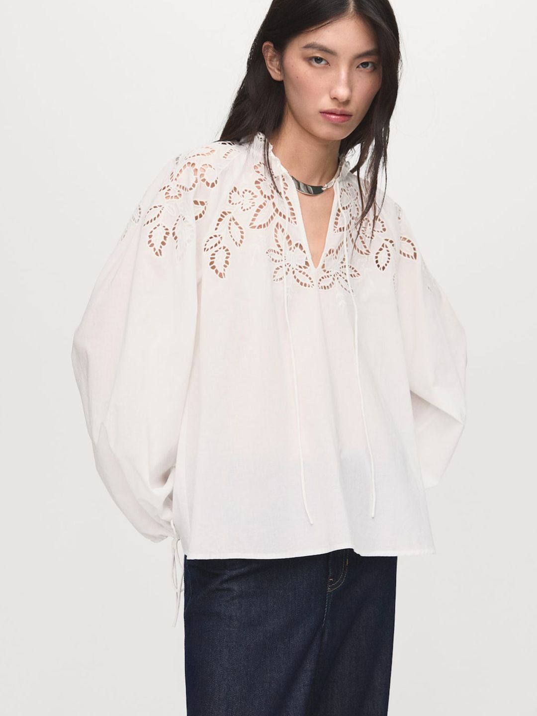 Floral Schiffli Puff Sleeve Top