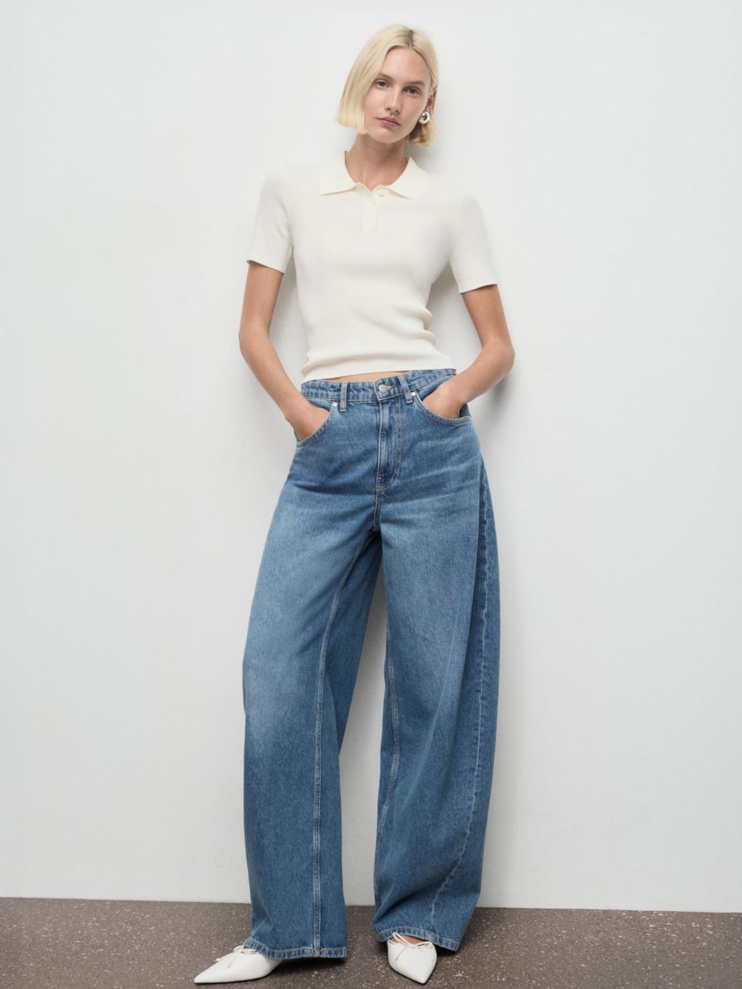 Mid-Rise Balloon Fit Light Fade Jeans