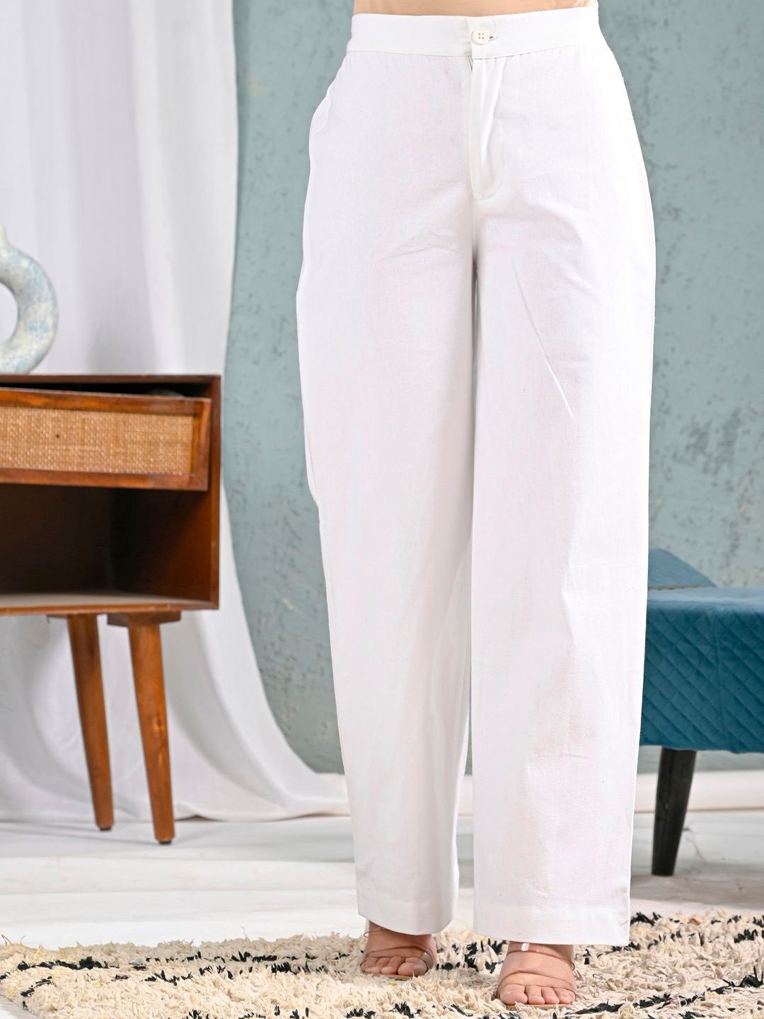 SATHRAY Women Original Mid-Rise Trousers
