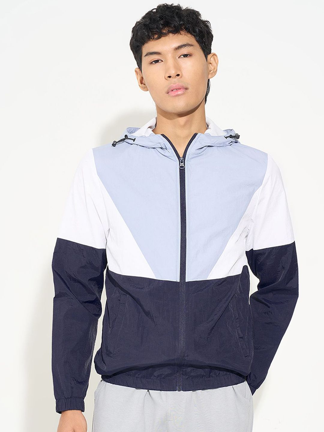 Ajile by Pantaloons Hooded Crop Sporty Jacket