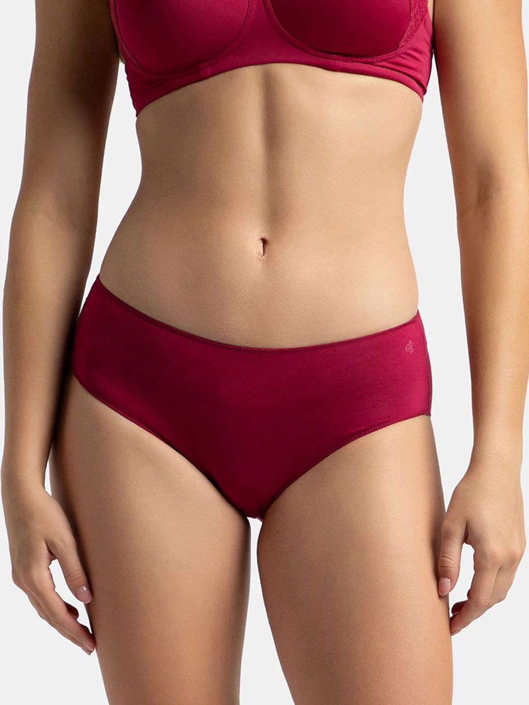 Jockey High Coverage Micro Modal Elastane Hipster With Ultrasoft Concealed Waistband-1802
