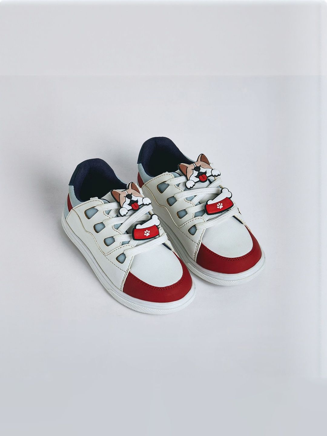 Hopscotch Boys Mesh Cricket Non-Marking Shoes