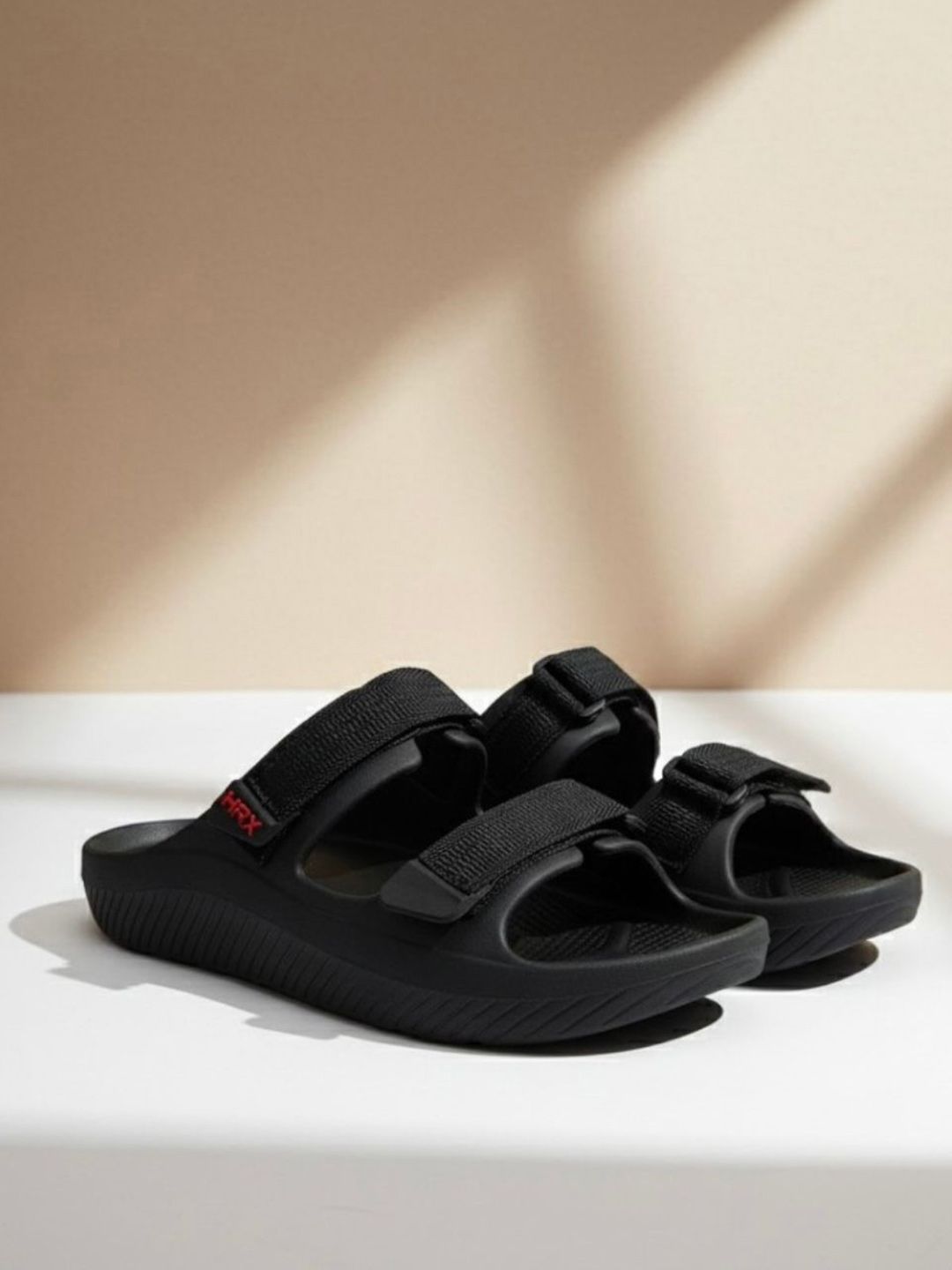 Riho　0922 Buy HRX by Hrithik Roshan Men Sliders Flip Flops - Flip Flops for