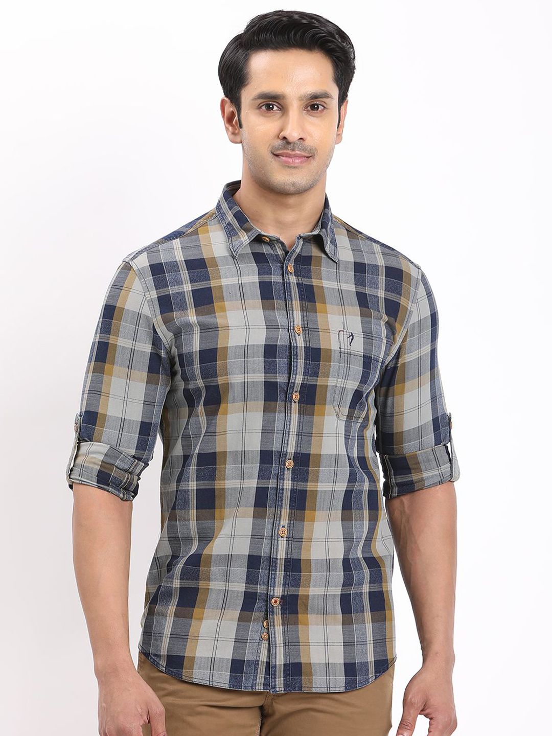 Indian Terrain Indian Terrain Chiseled Skinny Fit Checked Pure Cotton Casual Shirt
