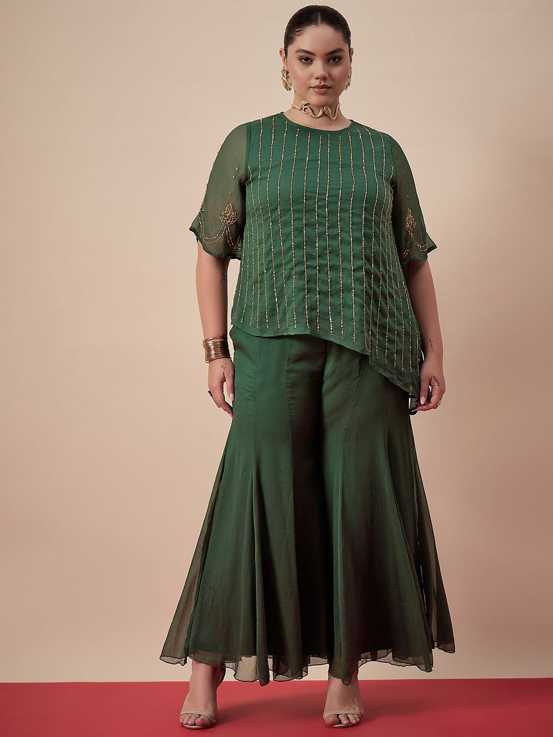 Antheaa Curve  Women Embellished  Round Neck Co-Ords