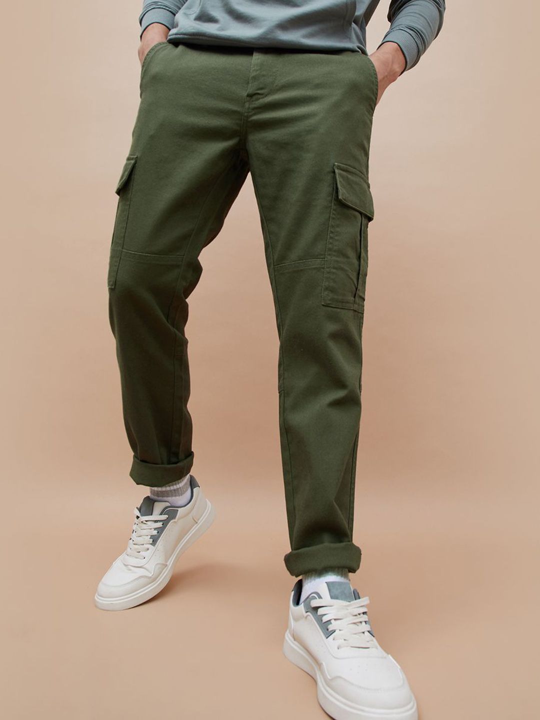 Fame Forever by Lifestyle Men Slim Fit Mid-Rise Cargos