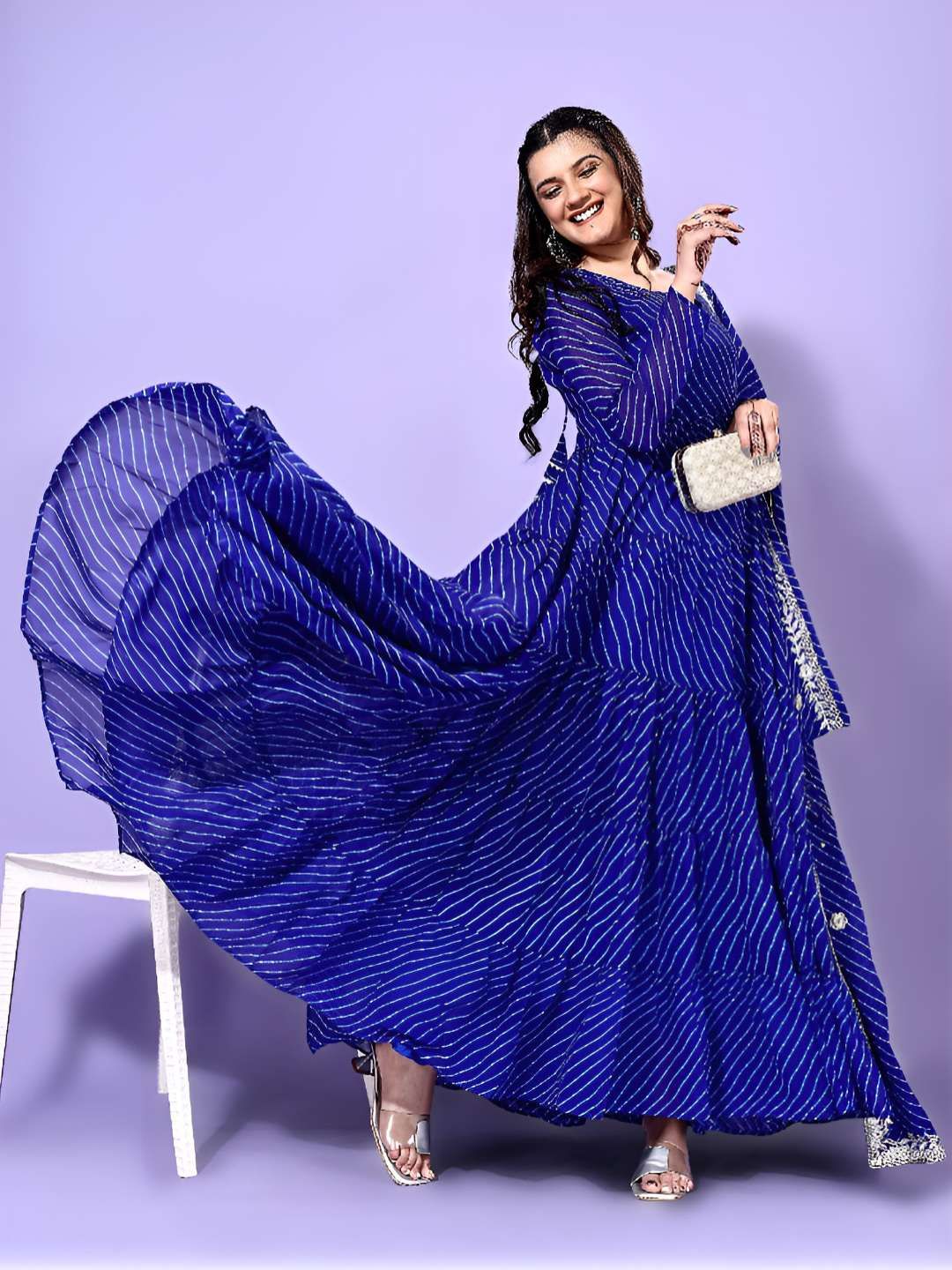 GLOSIA DESIGN Women Leheriya Printed Tiered Kurta with Pyjamas & Dupatta