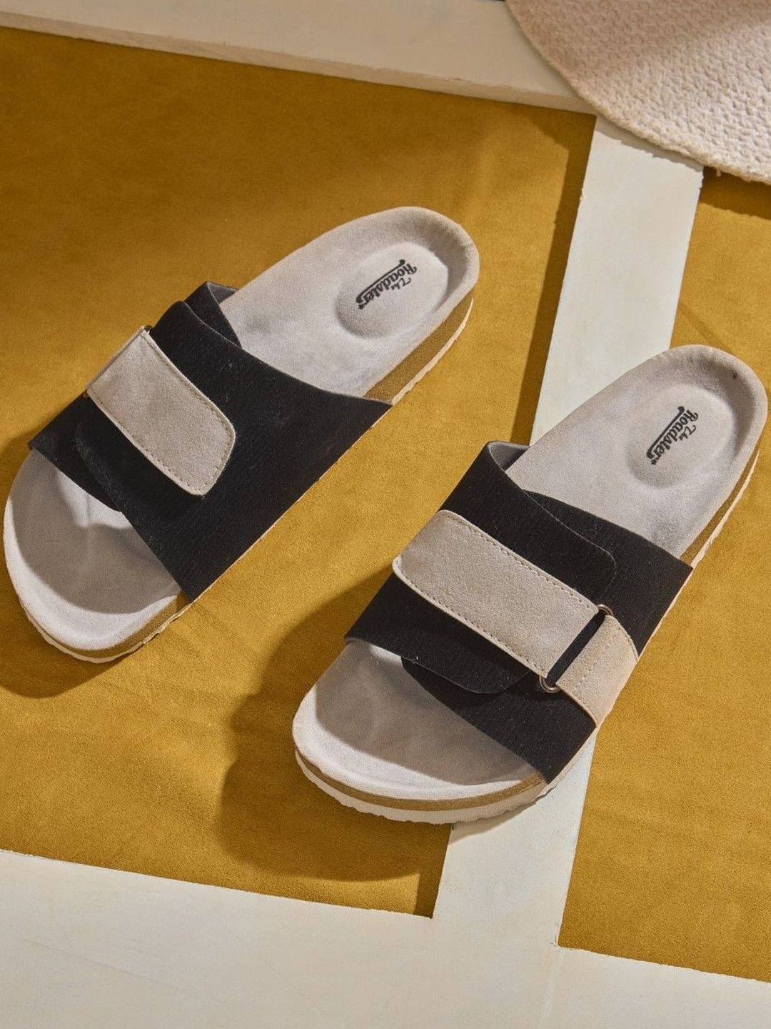 Roadster Men Comfort Sandals
