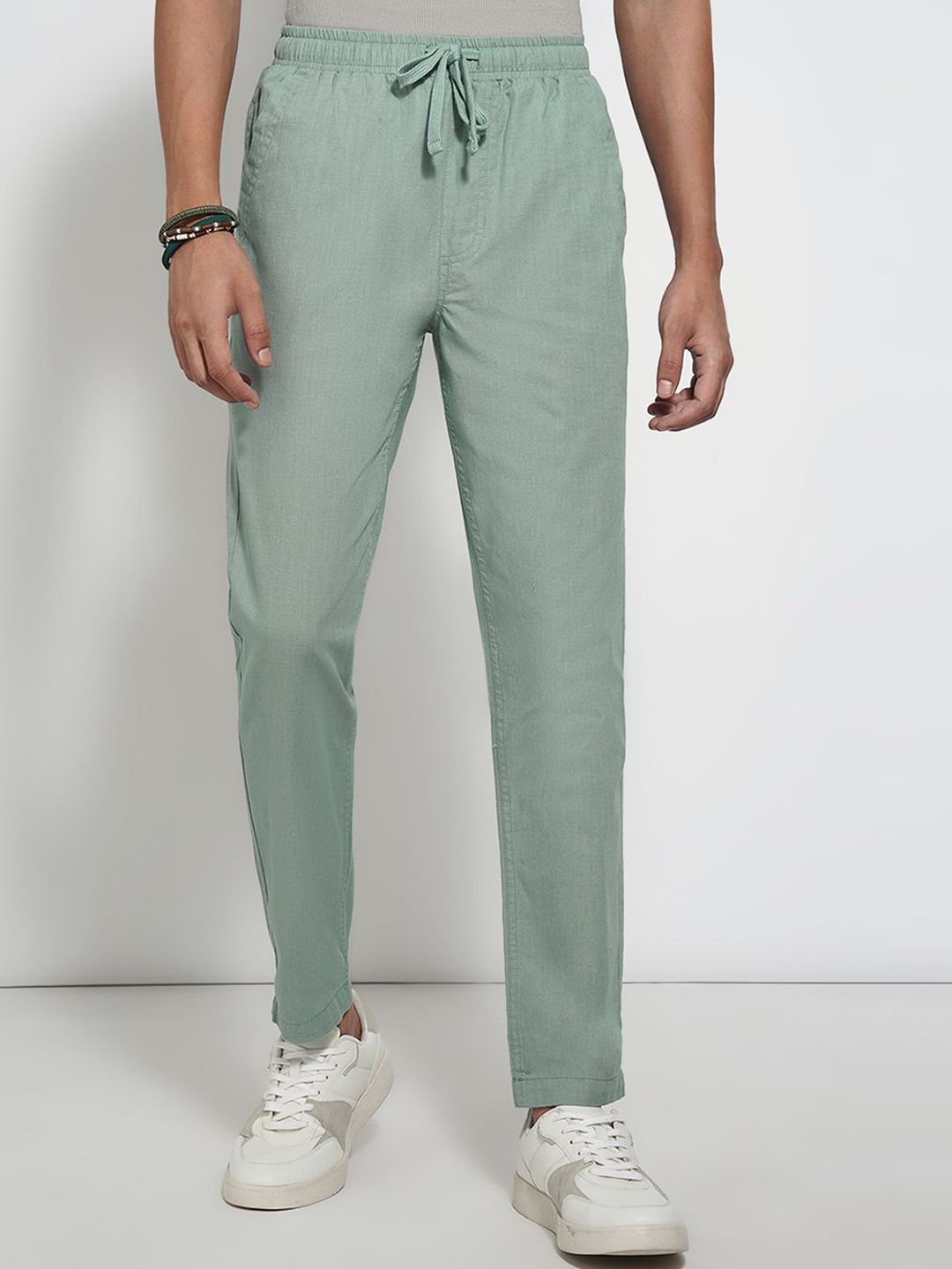 7 Alt by Pantaloons Men Mid-Rise Slim Fit Trousers