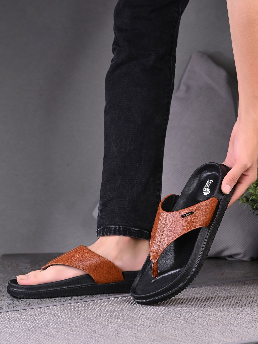DOCTOR HEALTH SUPER SOFT DOCTOR HEALTH SUPER SOFT  Men Thong Flip-Flops