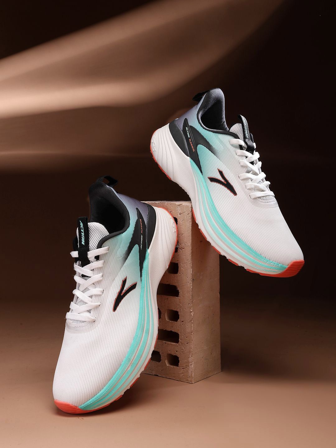 Action Men Mesh Running Non-Marking Shoes