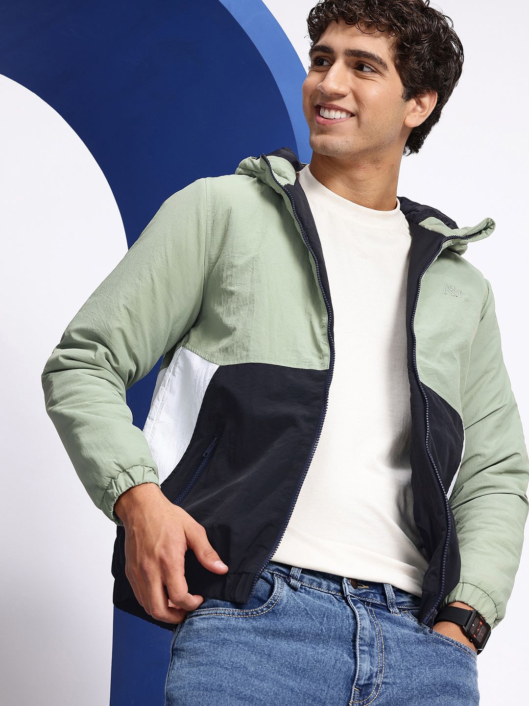 Aeropostale Hooded Colourblocked Padded Jacket