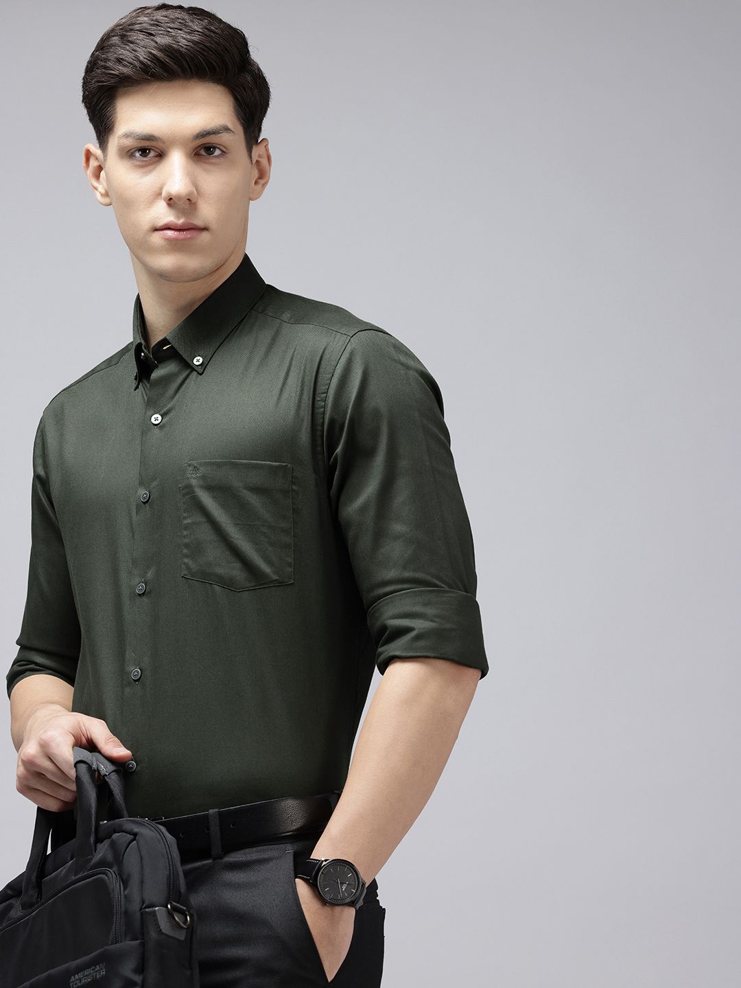 Arrow Arrow Pure Cotton Self-Design Button-Down Collar Manhattan Slim Fit Formal Shirt
