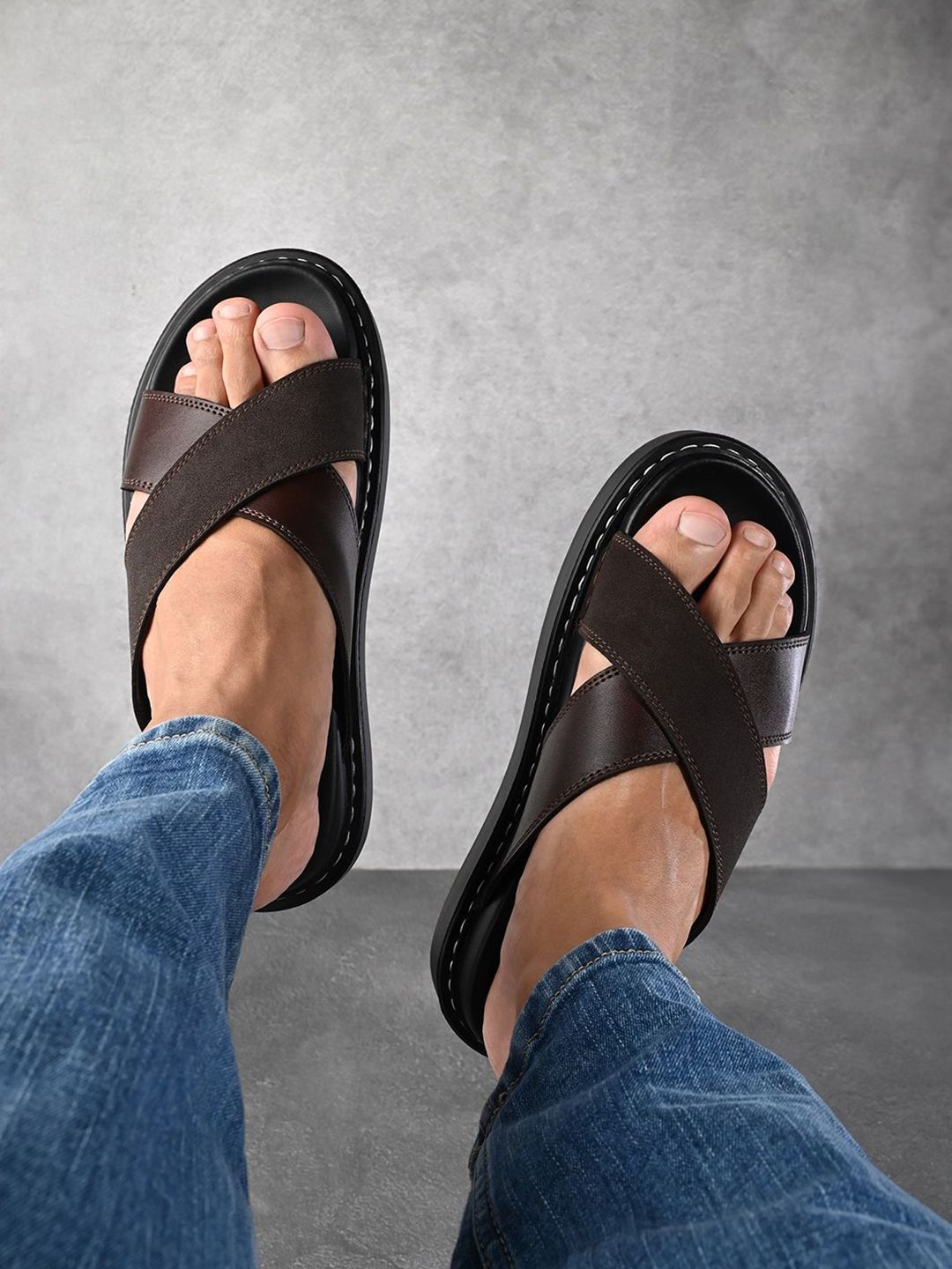 LOUIS STITCH Men Slip On Lightweight Comfort Sandals