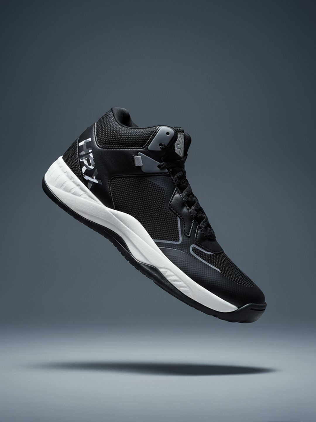 HRX by Hrithik Roshan Men Basketball Shoes