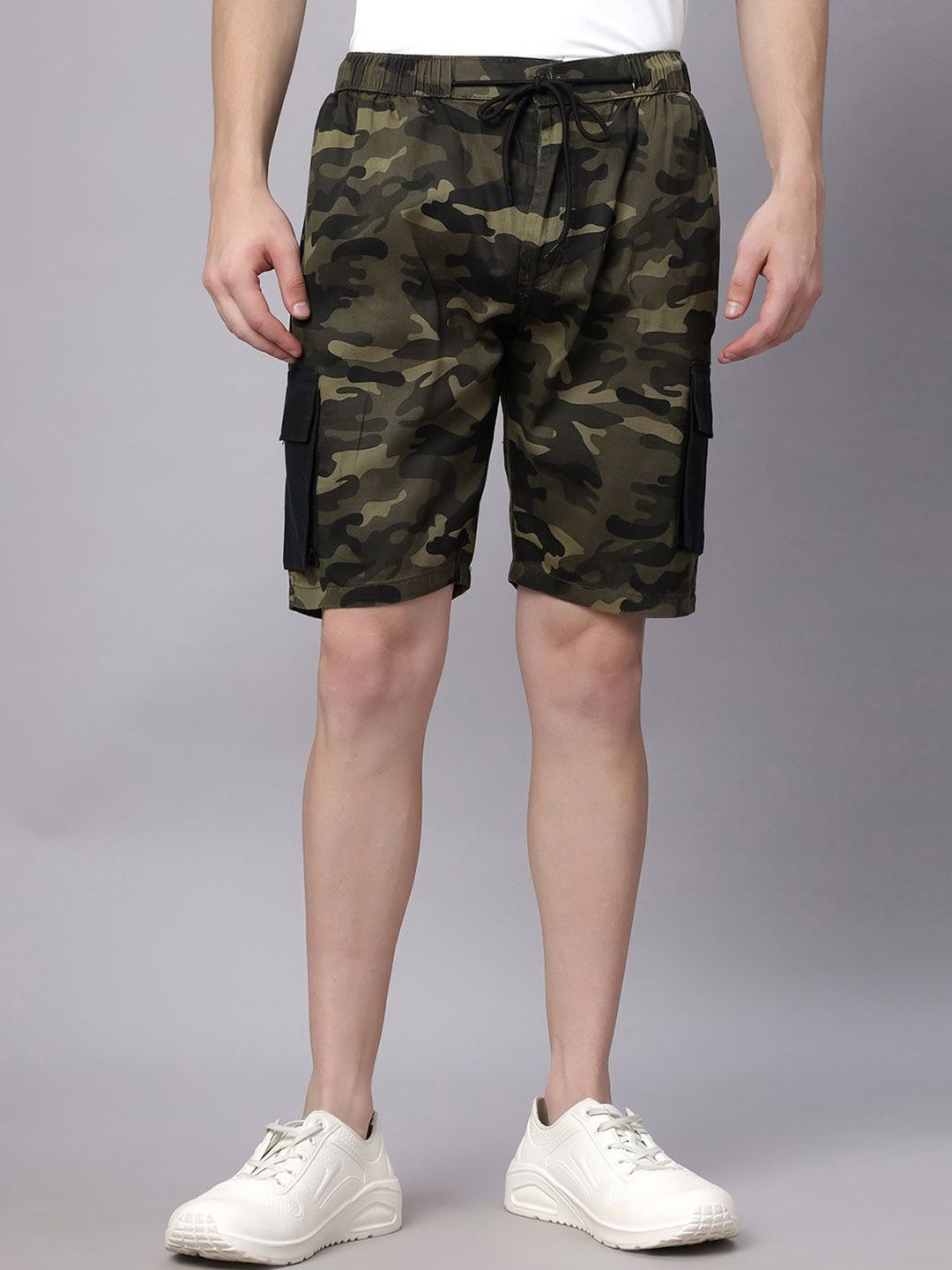 HO BINDAASS Men Camouflage Printed Regular Fit Mid-Rise Cargo Shorts