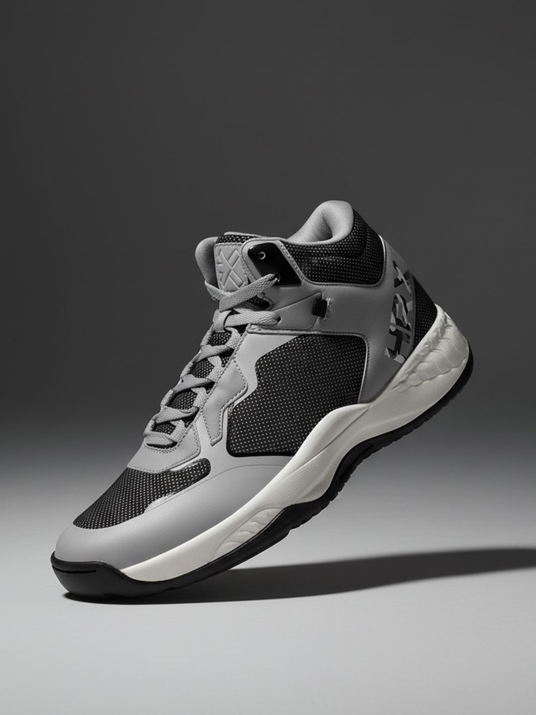 HRX by Hrithik Roshan Men Basketball Shoes