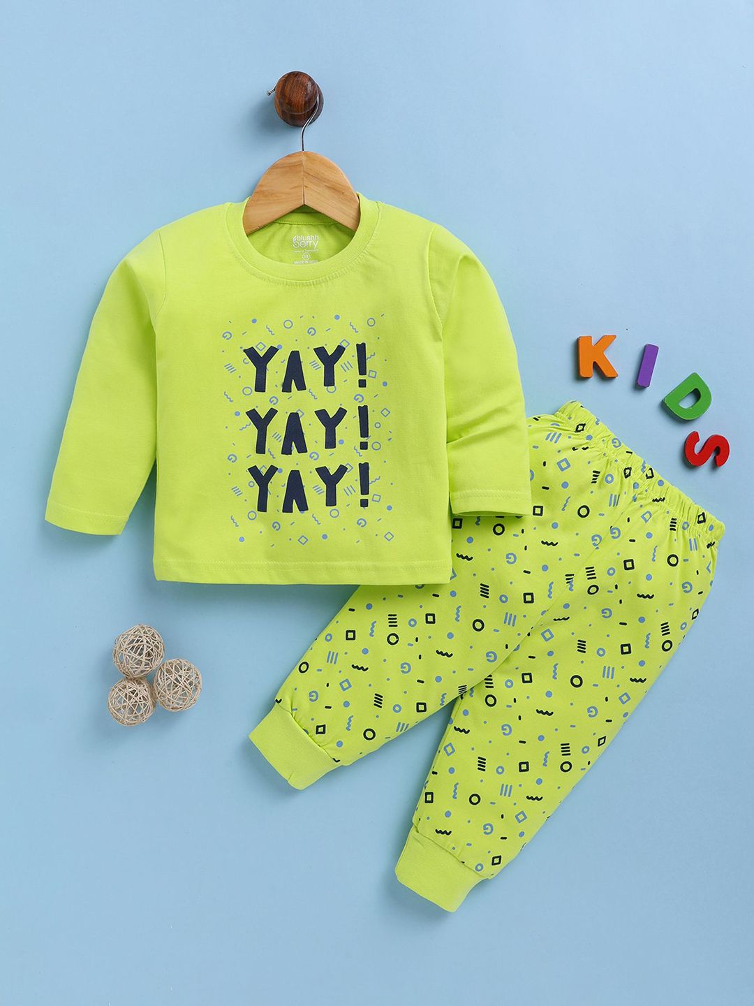 Toonyport Infant Boys Typographic Printed Round Neck T-shirt With Jogger