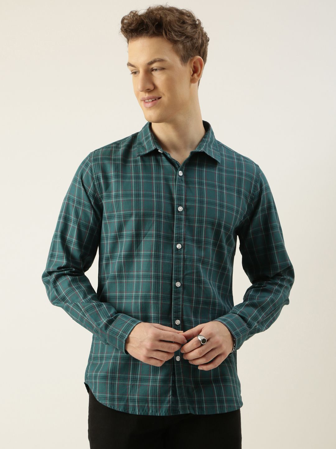 Mast & Harbour Standard Checked Spread Collar Pure Cotton Shirt