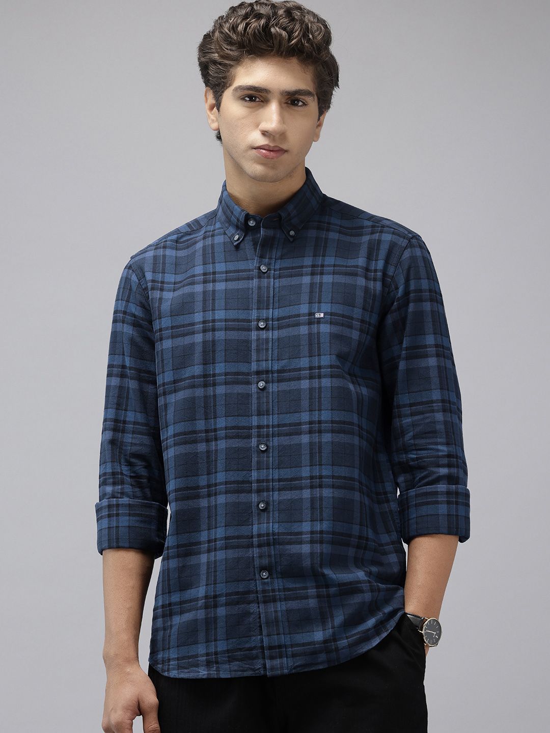 Arrow Sport Manhattan Slim Fit Button-Down Collar Checked Pure Cotton Casual Shirt