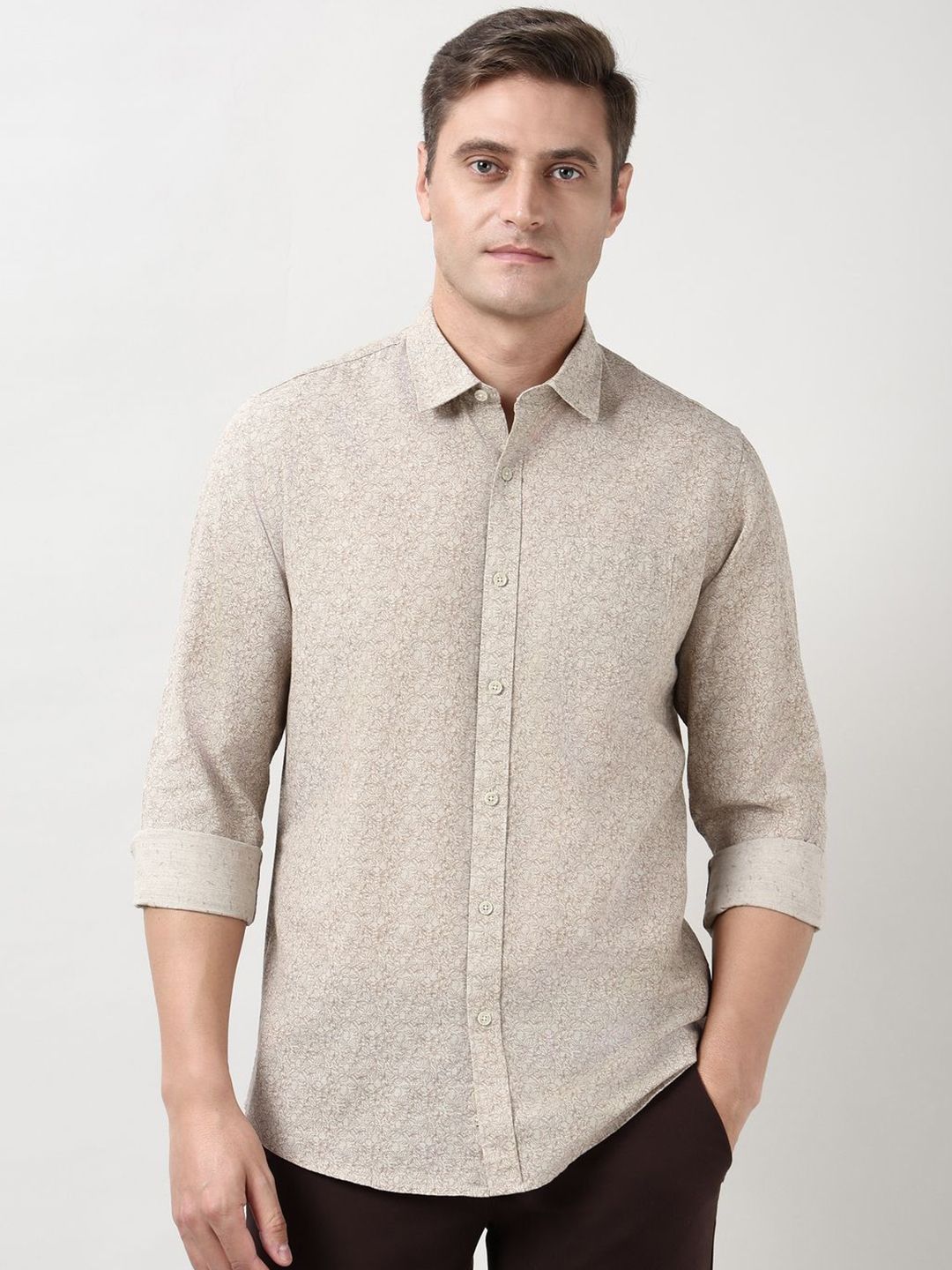 Peter England Casuals Spread Collar Cotton Slim Fit Shirt