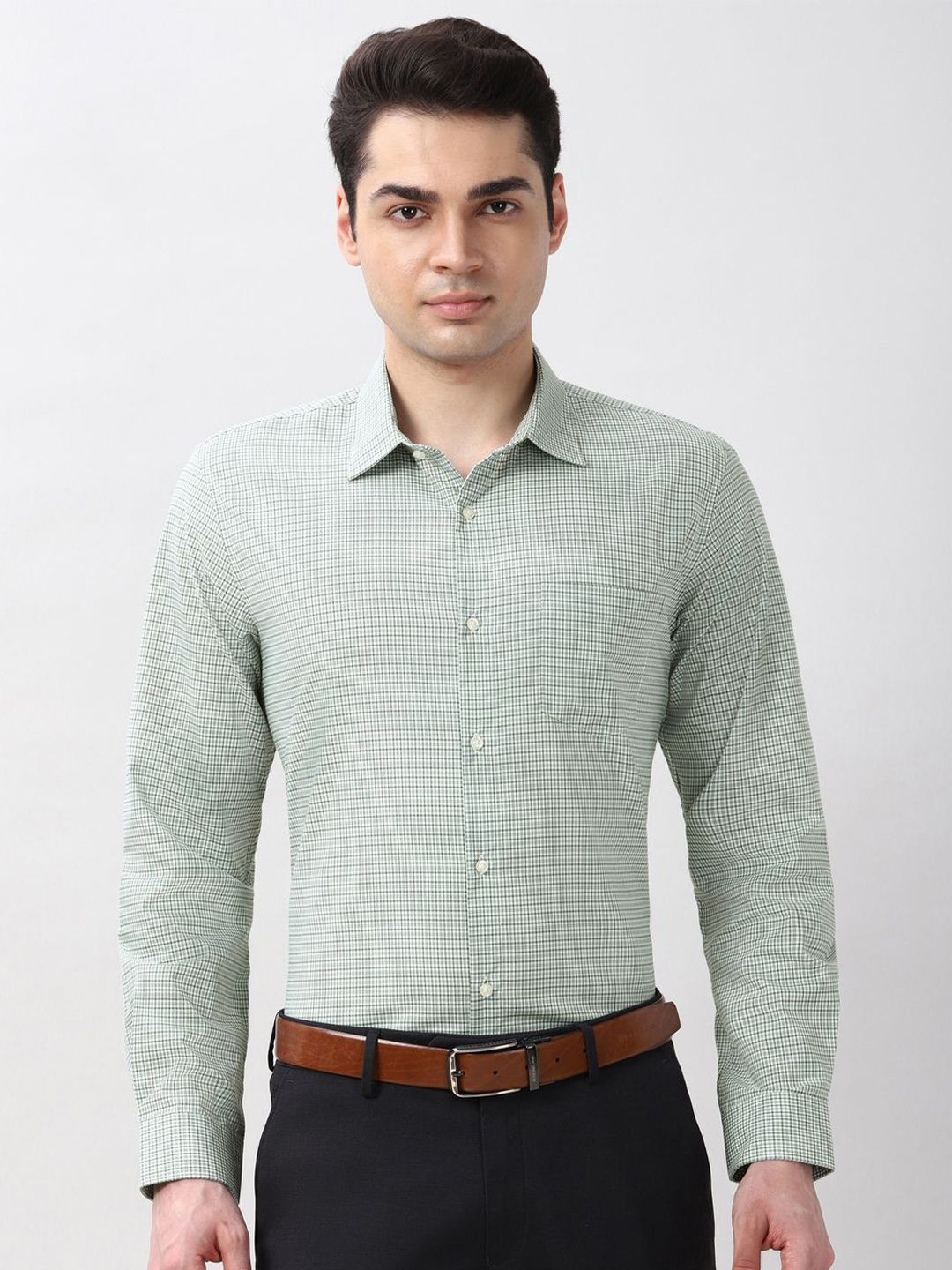 Peter England Peter England Men Slim Fit Micro Checked Spread Collar Formal Shirt
