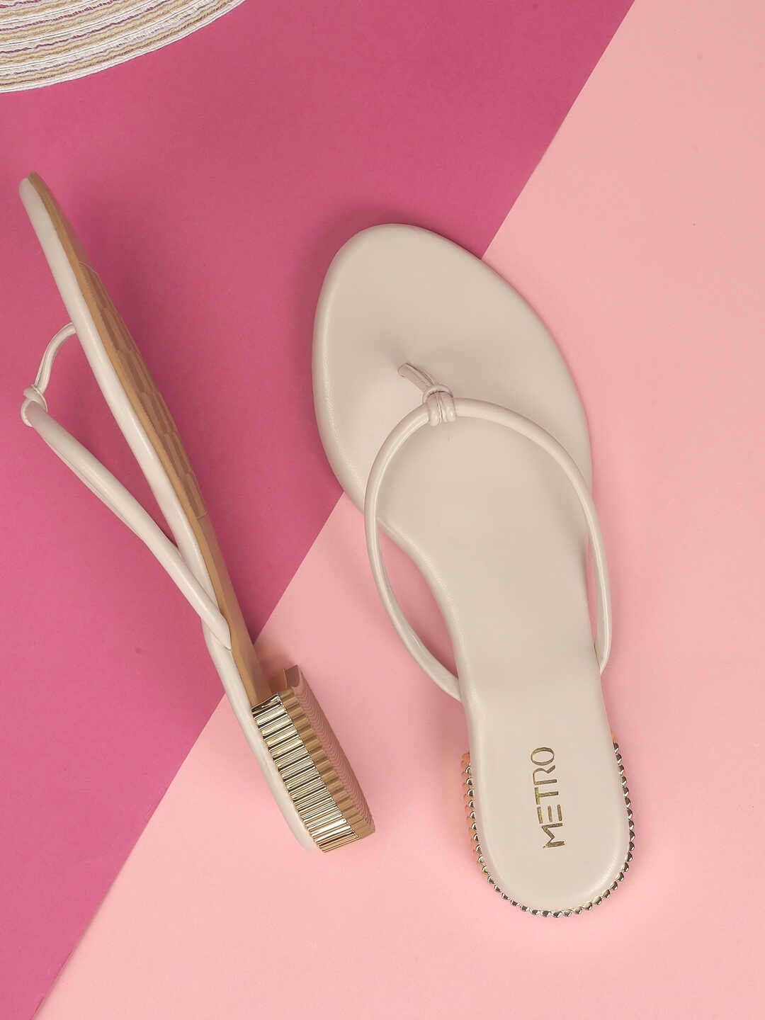 Metro Women Solid Open Toe Block Heel Sandals