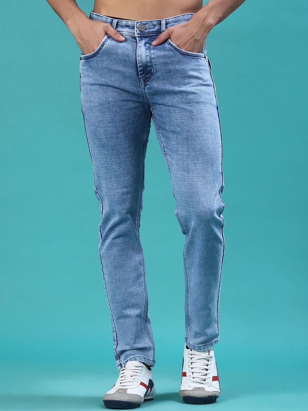 V-Mart Men Regular Fit Mid-Rise Light Fade Stretchable Jeans