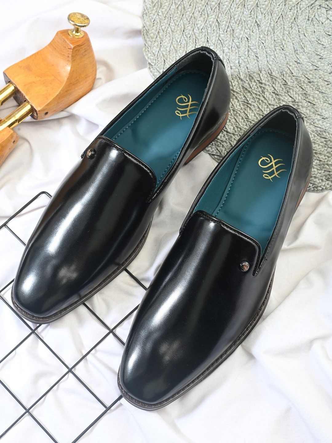 House of Pataudi Men Pointed Toe Formal Loafers