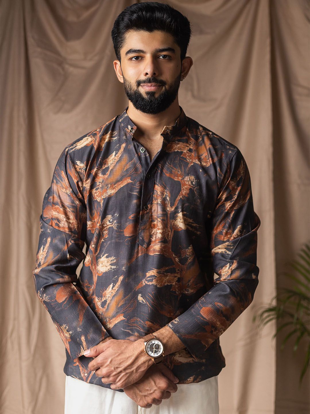 Rawayi Abstract Printed Mandarin Collar Straight Kurta