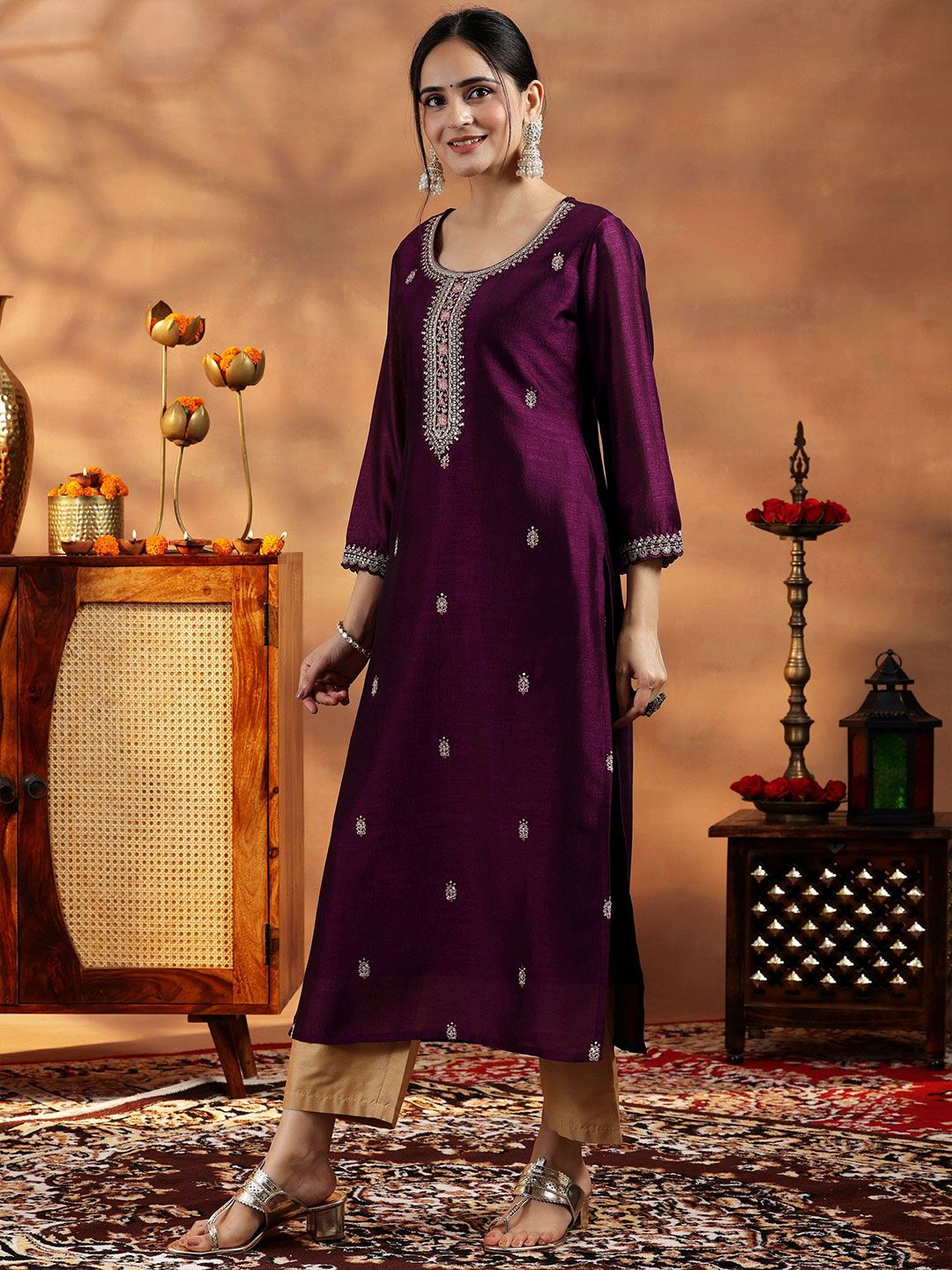Libas Libas Women Burgundy Embroidered Silk Straight Kurta