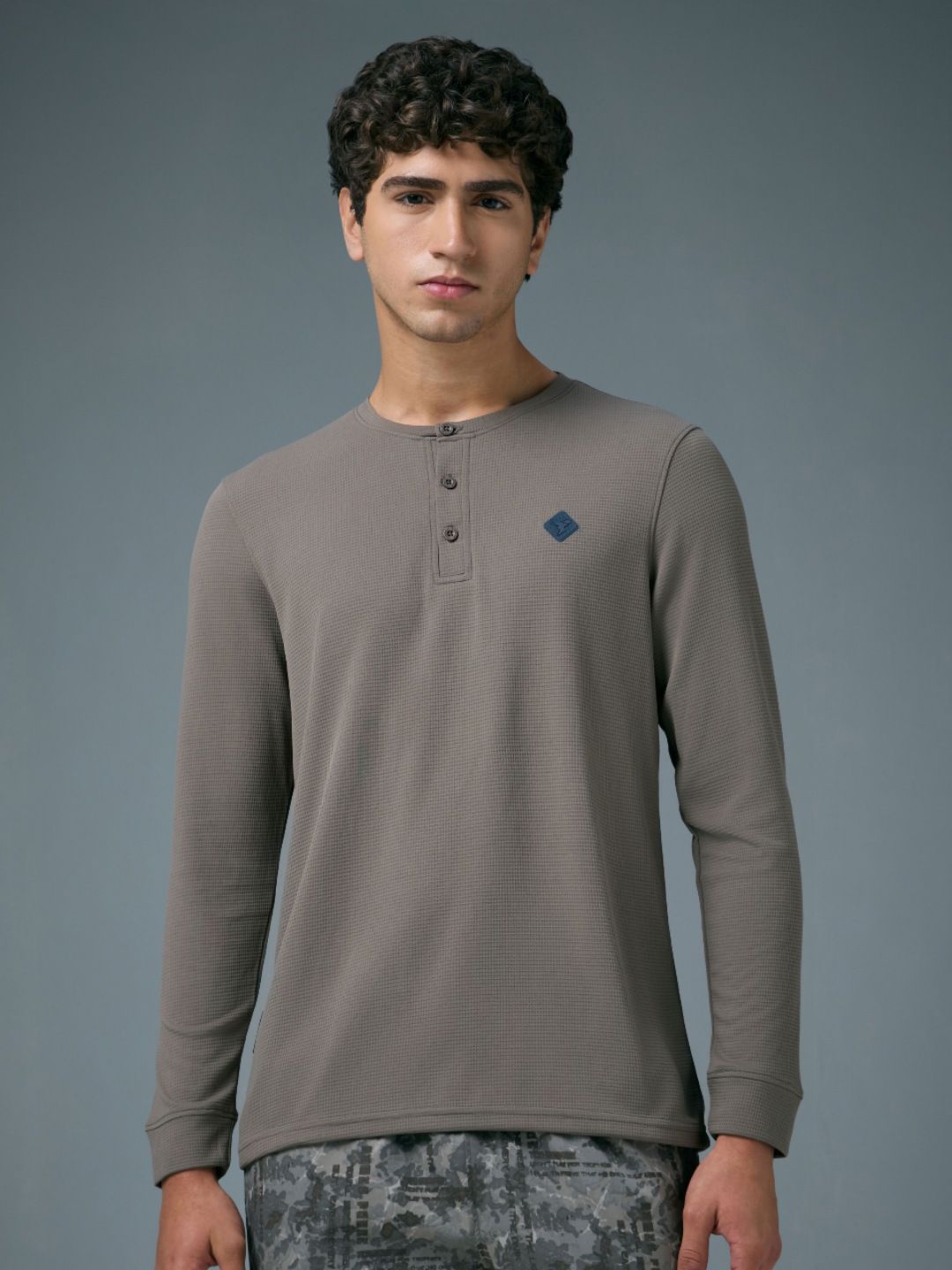 Technosport Men Anti Static Self Design Henley Neck Slim Fit T-shirt