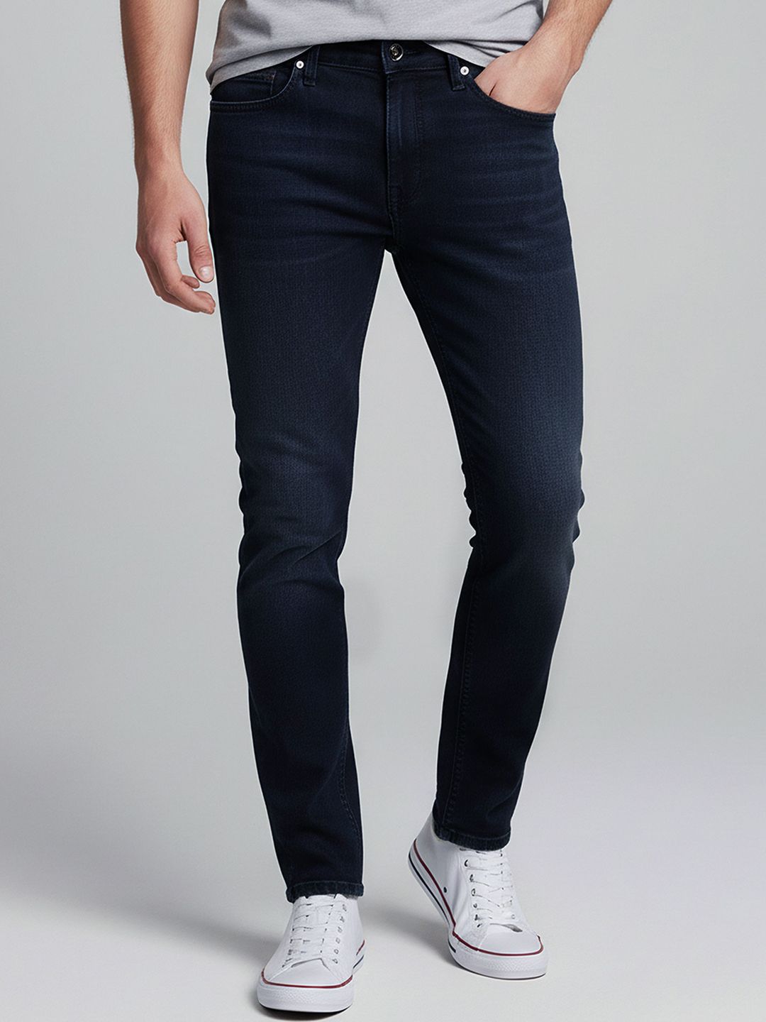 Celio Men Jean Slim Fit Mid-Rise Light Fade Jeans