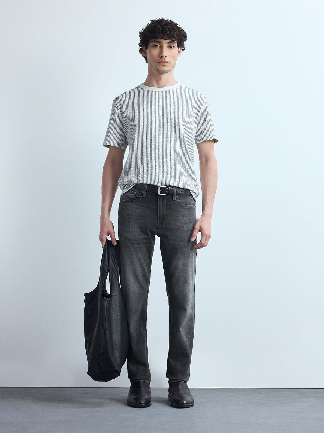 Flying Machine Men Slim Straight Fit Mid-Rise Light Fade Stretchable Jeans