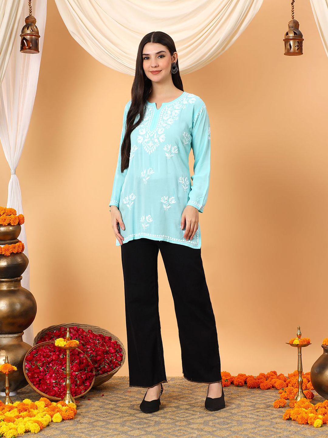 Buy Poshak Chikan Studio Ethnic Motifs Floral Embroidered