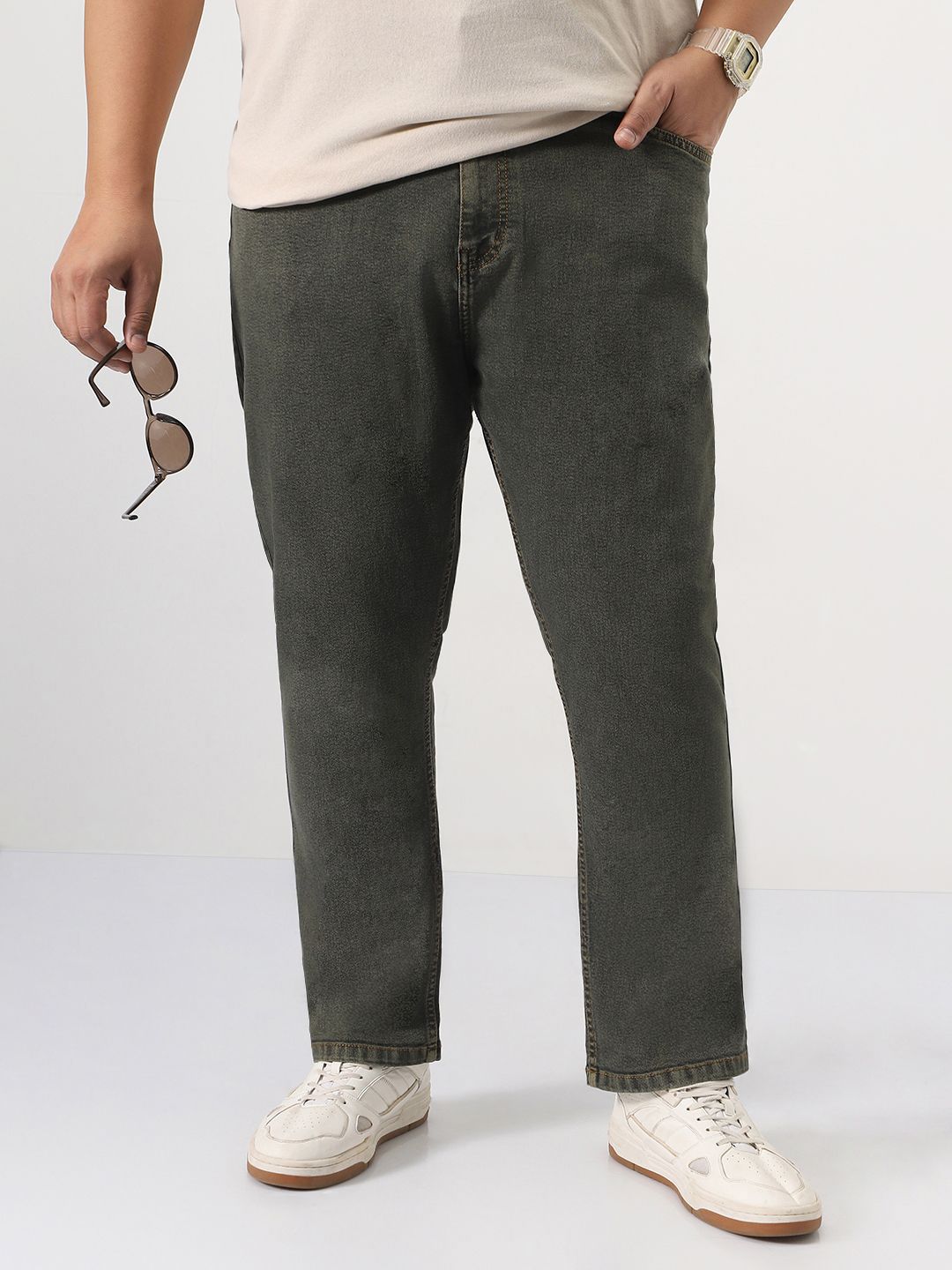 Urbano Plus Men Plus Size Grey Straight Fit Heavy Washed Stretchable Jeans